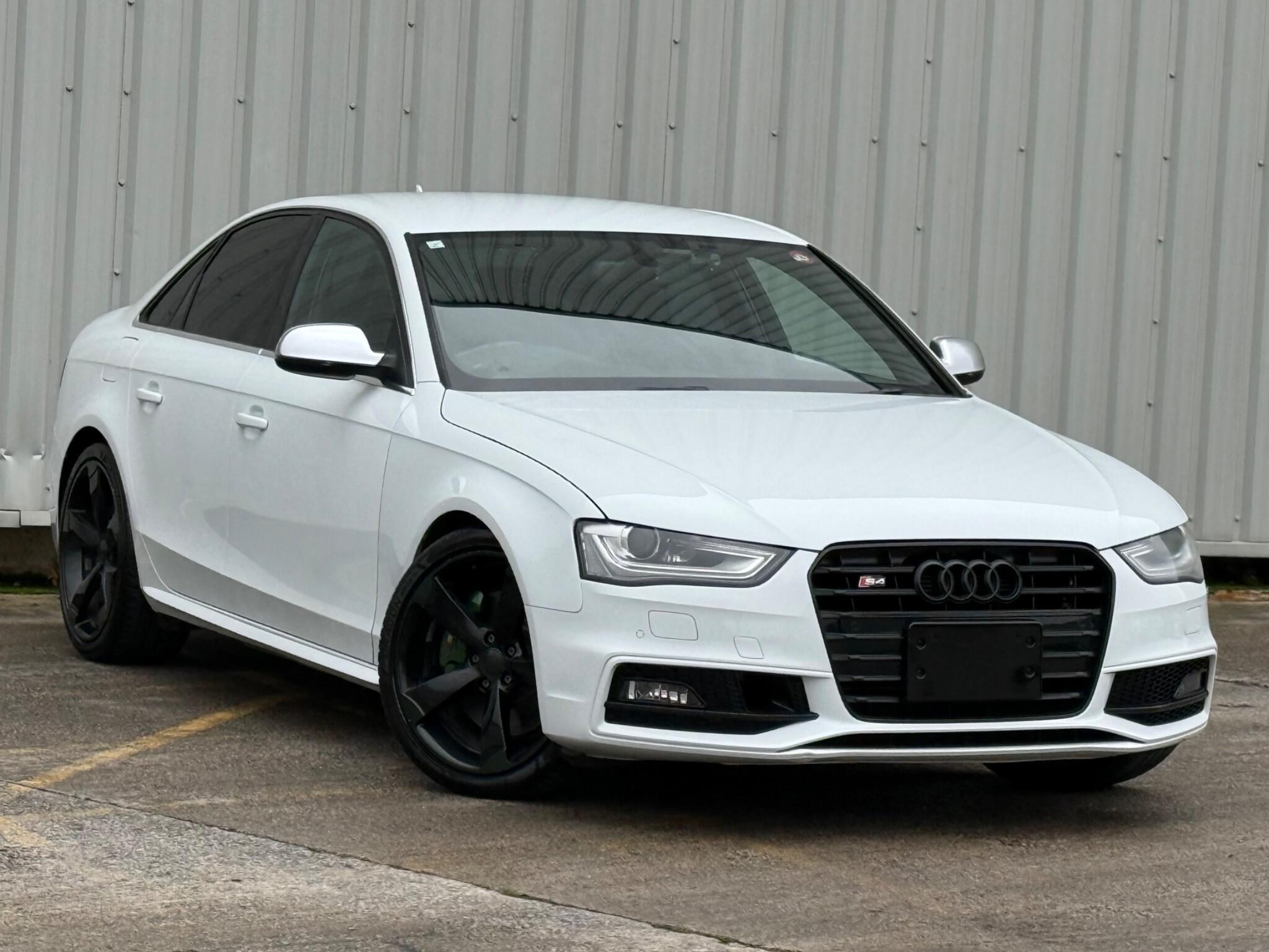 Audi S4 - Image 3