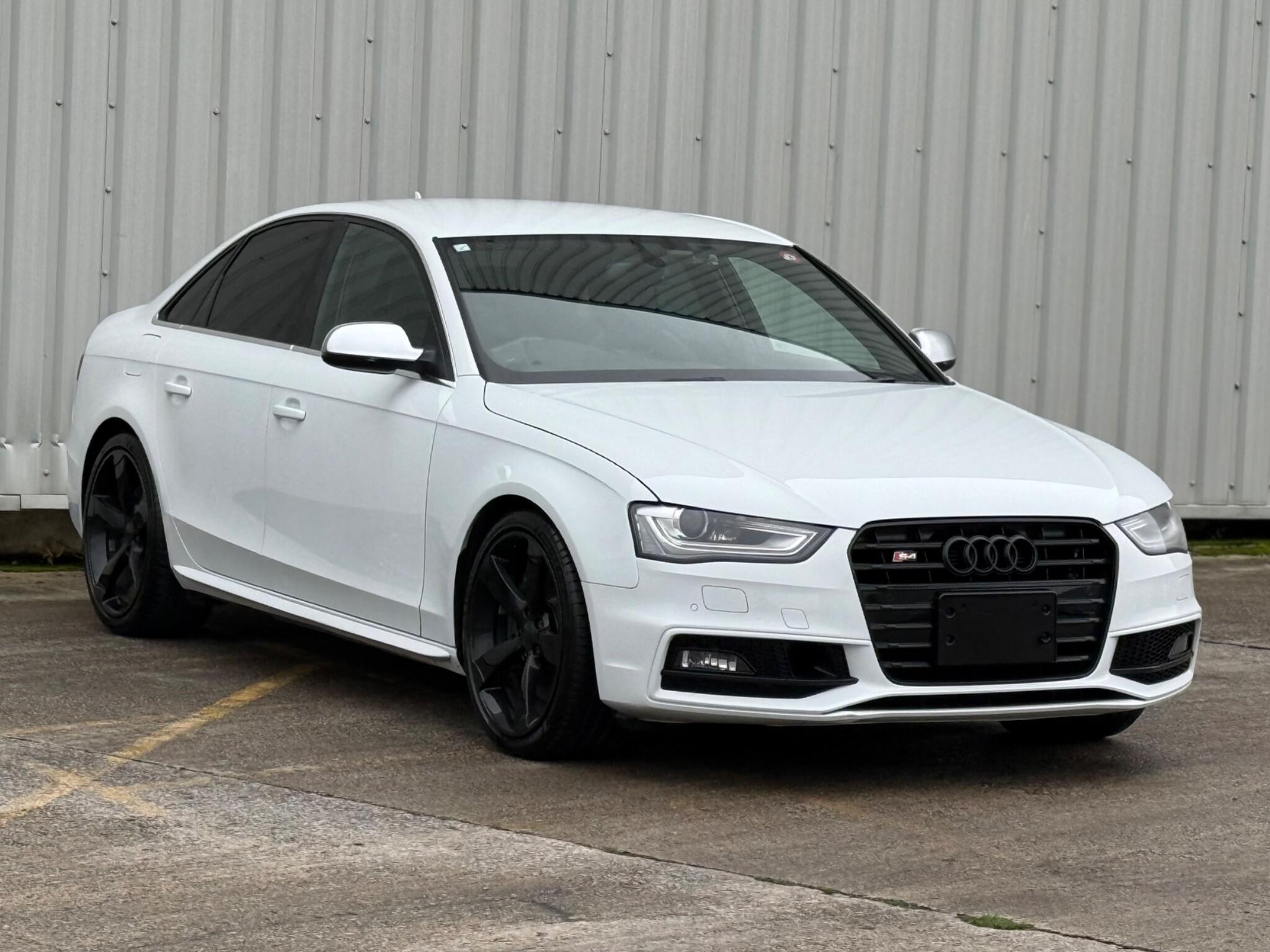 Audi S4 - Image 7