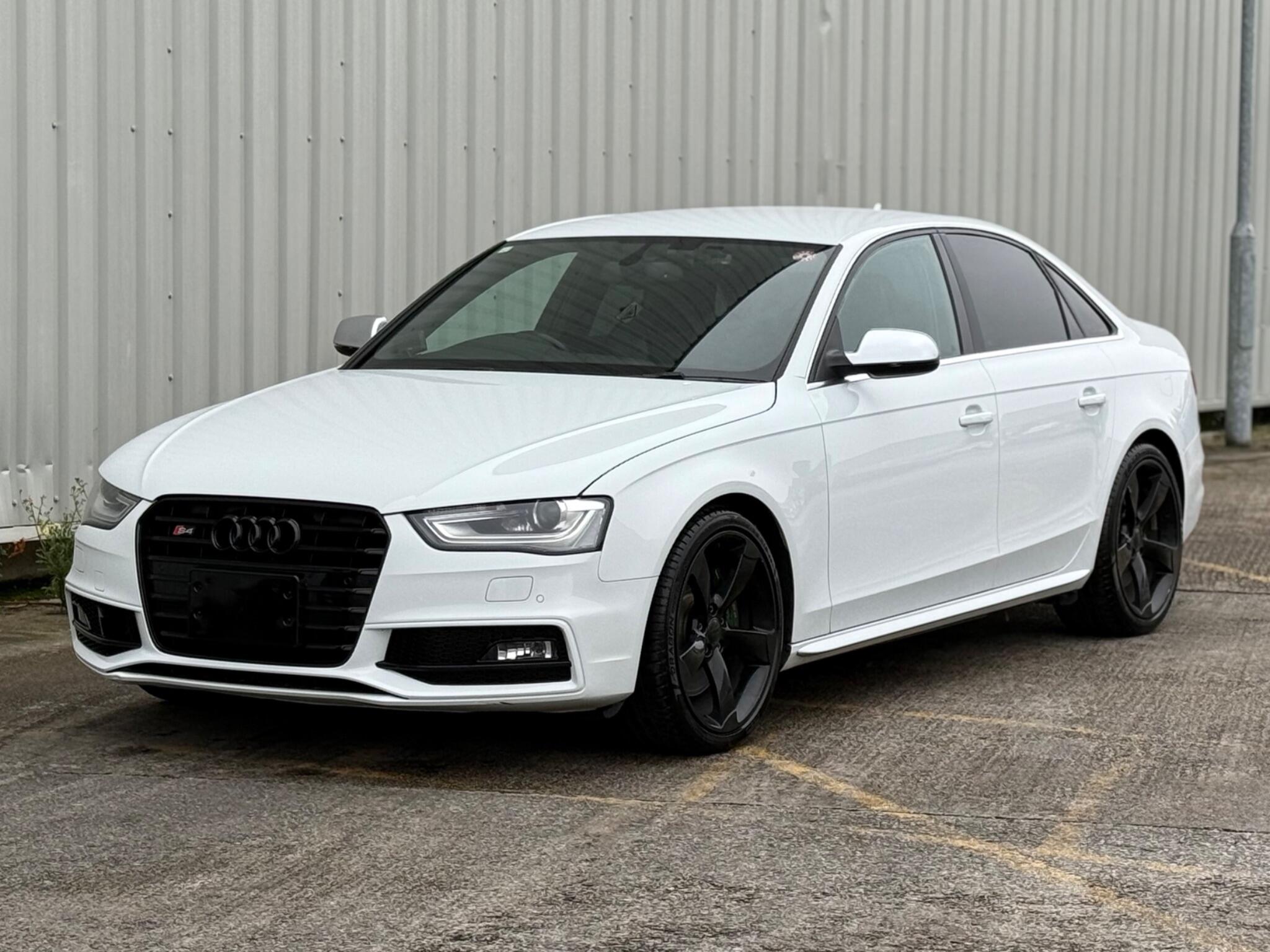 Audi S4 - Image 16