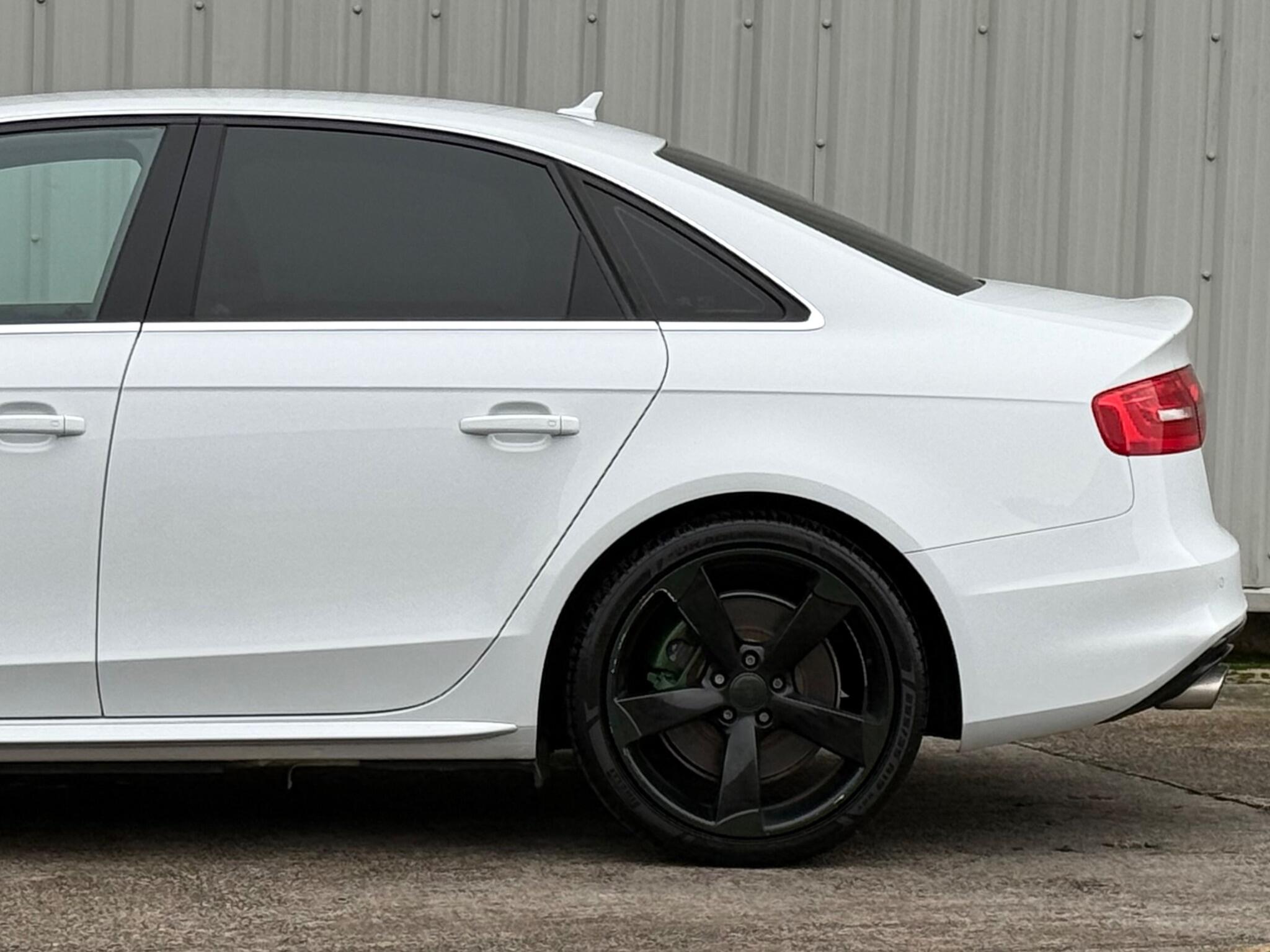 Audi S4 - Image 20