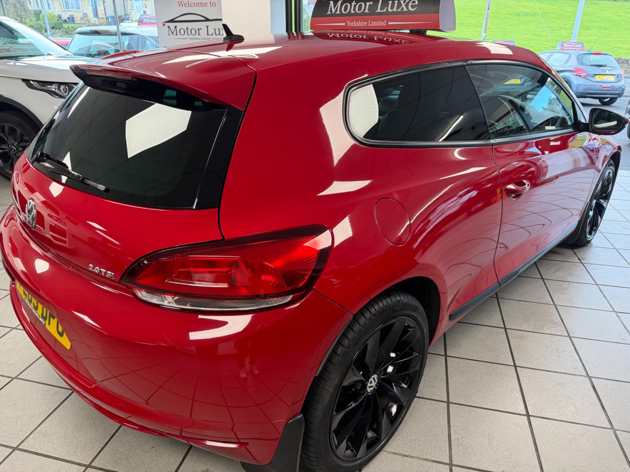 Volkswagen Scirocco - Image 18
