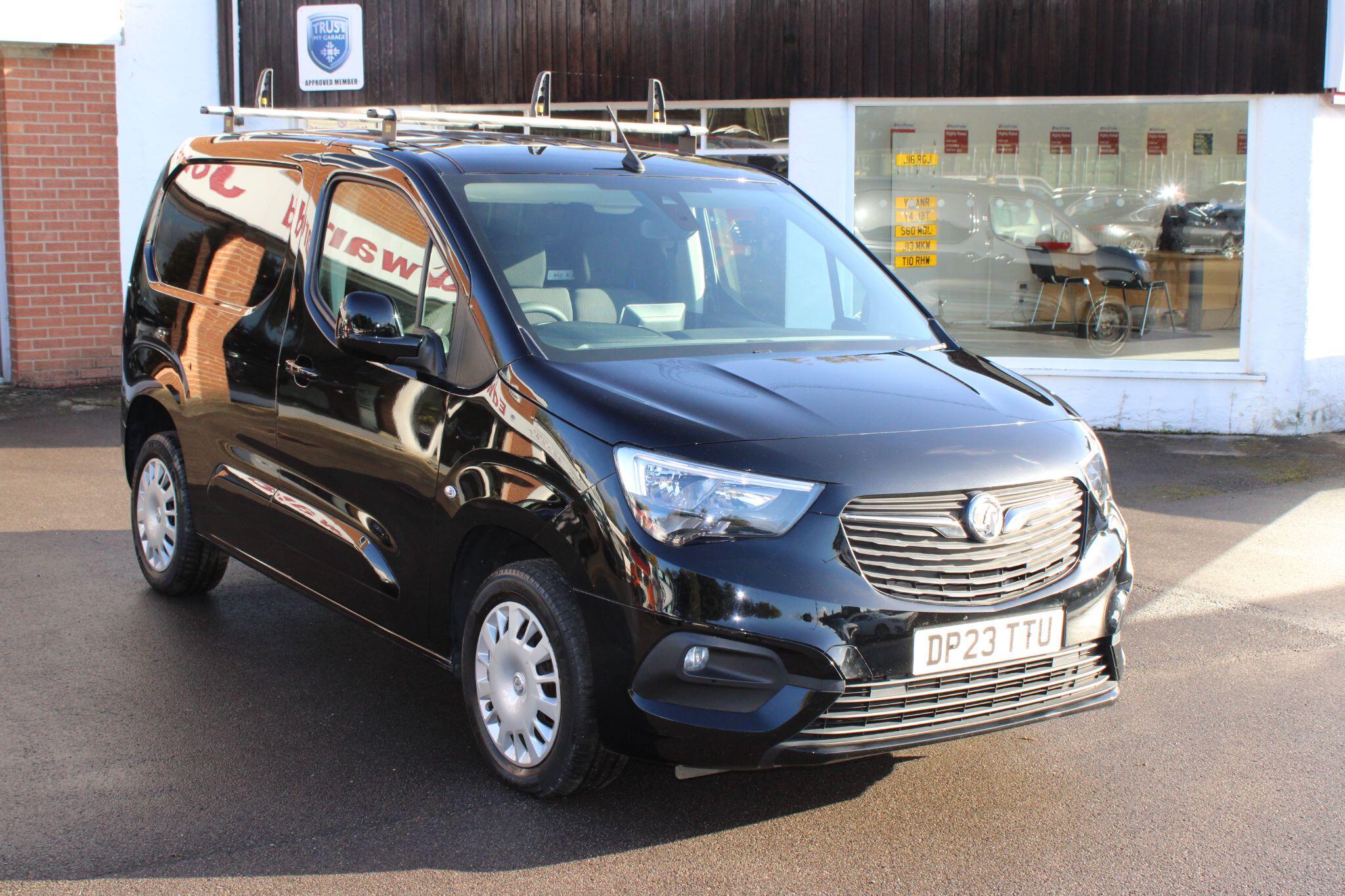 Vauxhall Combo - Image 5