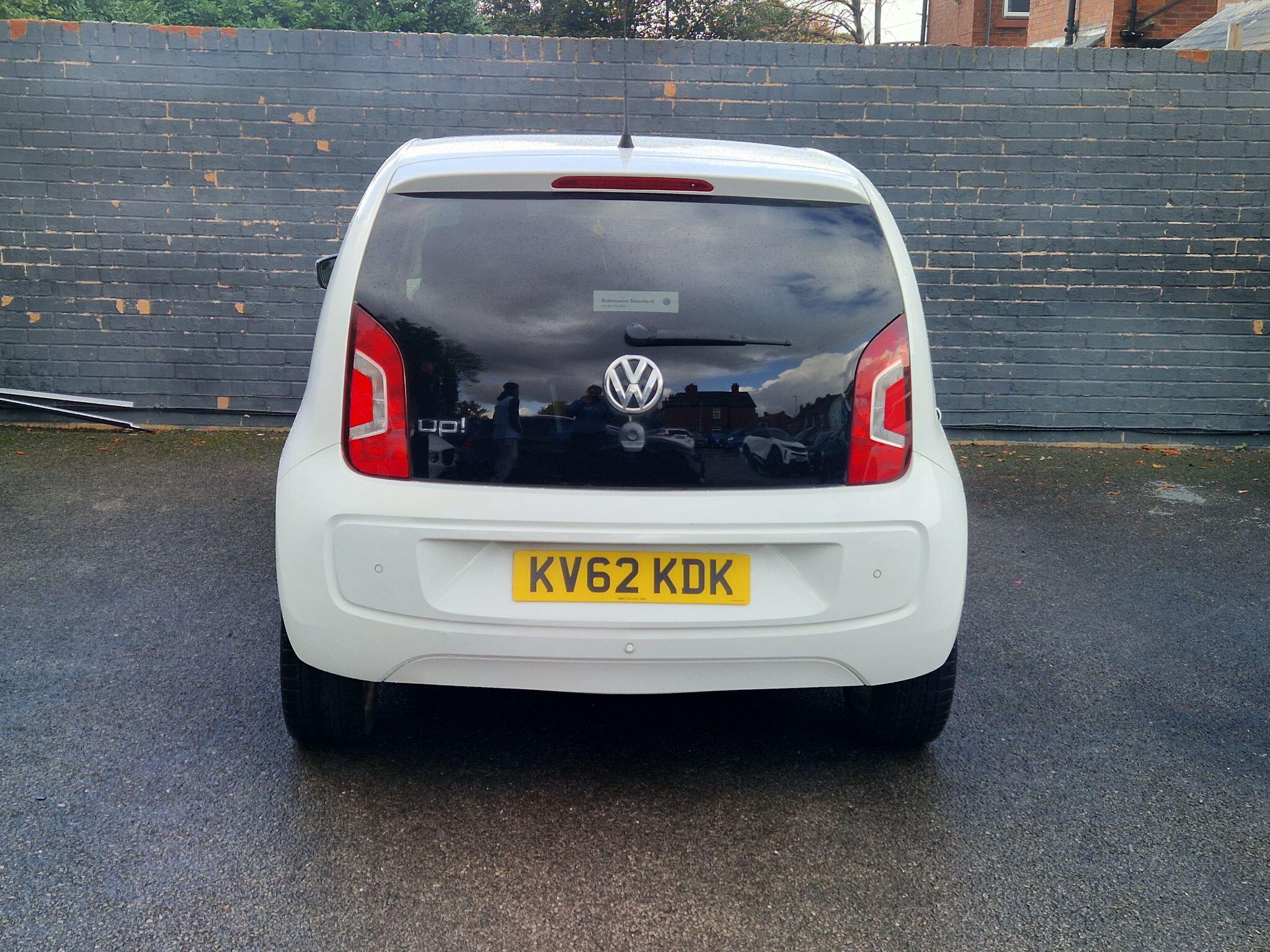 Volkswagen up! - Image 9