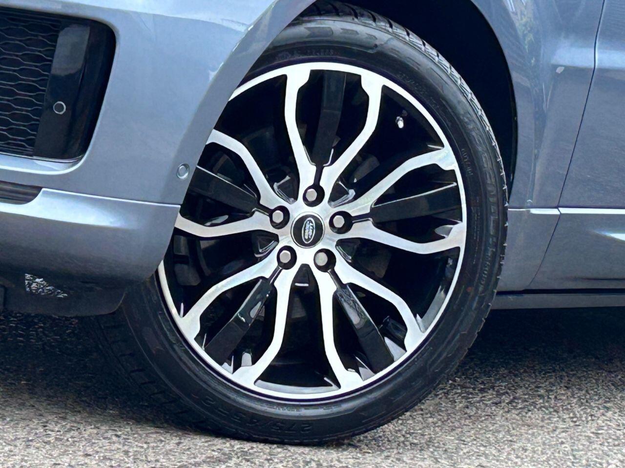 Land Rover RANGE ROVER SPORT - Image 9