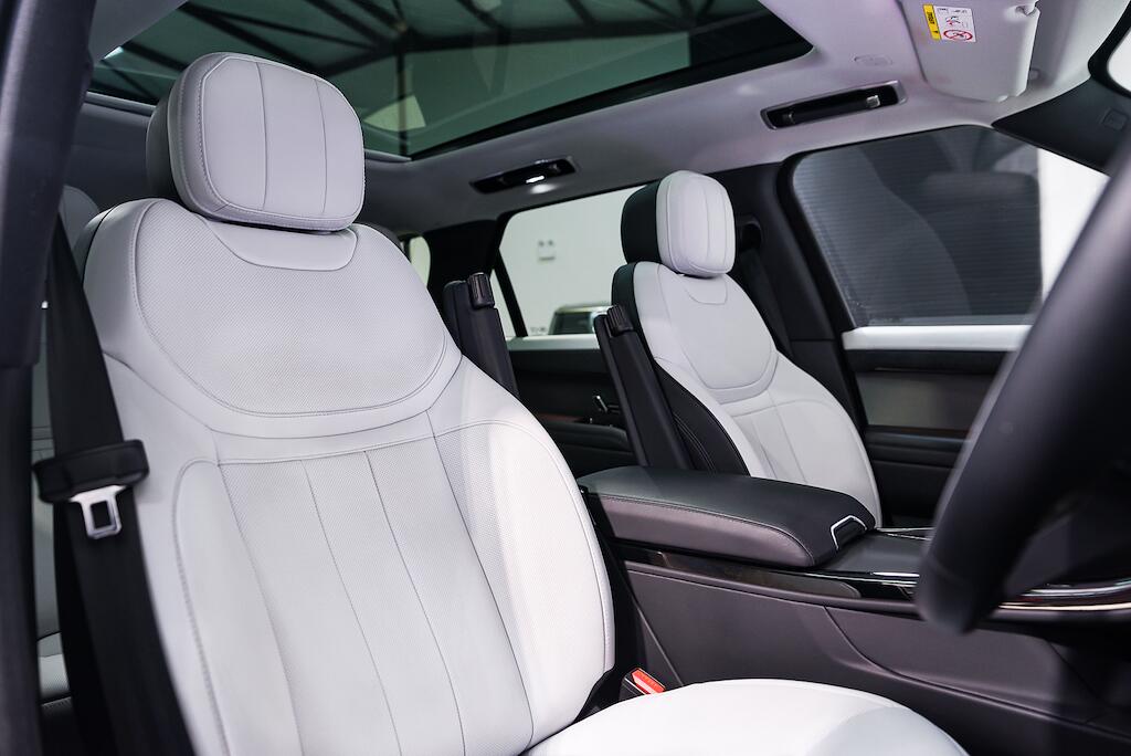 Land Rover RANGE ROVER SPORT - Image 12