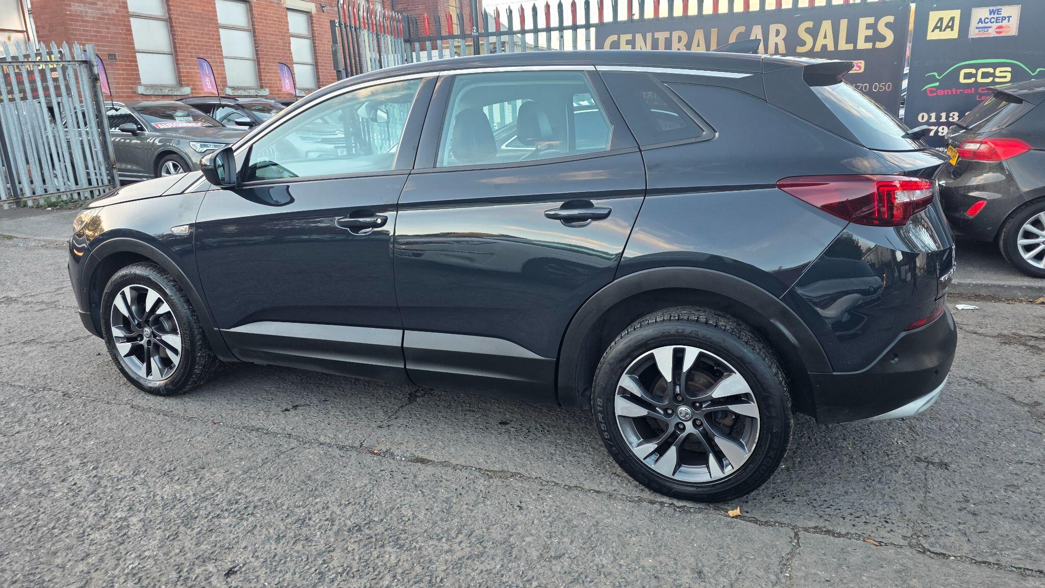 Vauxhall Grandland X - Image 12