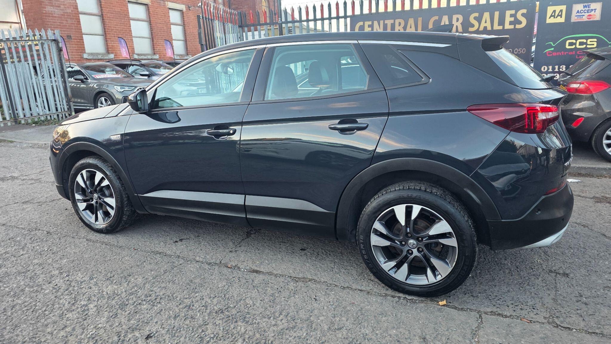 Vauxhall Grandland X - Image 13