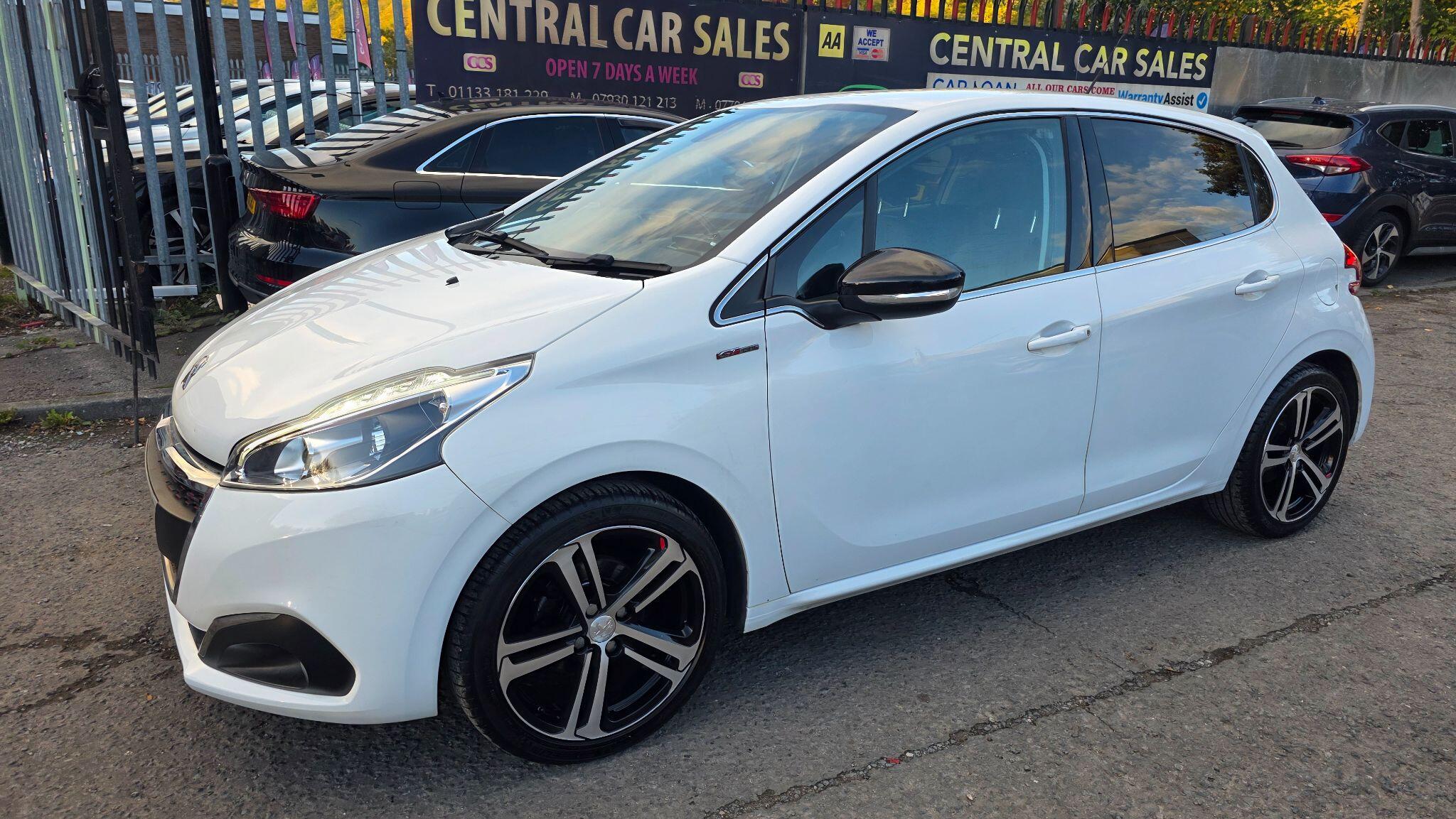 Peugeot 208 - Image 20