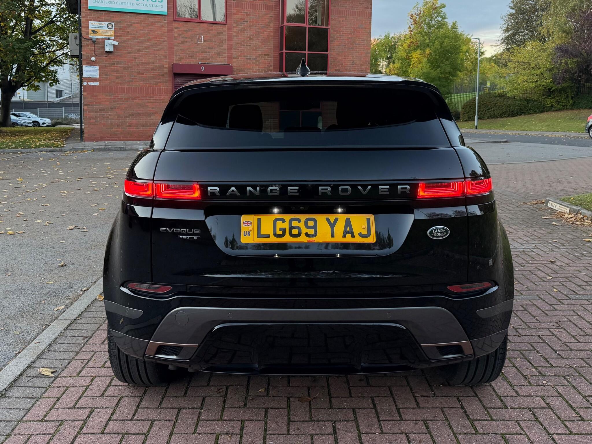 Land Rover Range Rover Evoque - Image 14