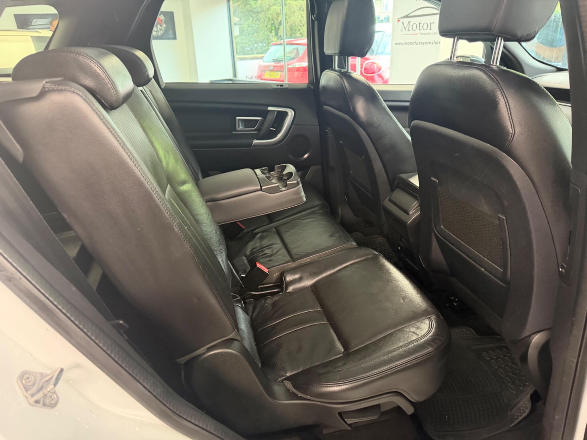 Land Rover DISCOVERY SPORT - Image 7