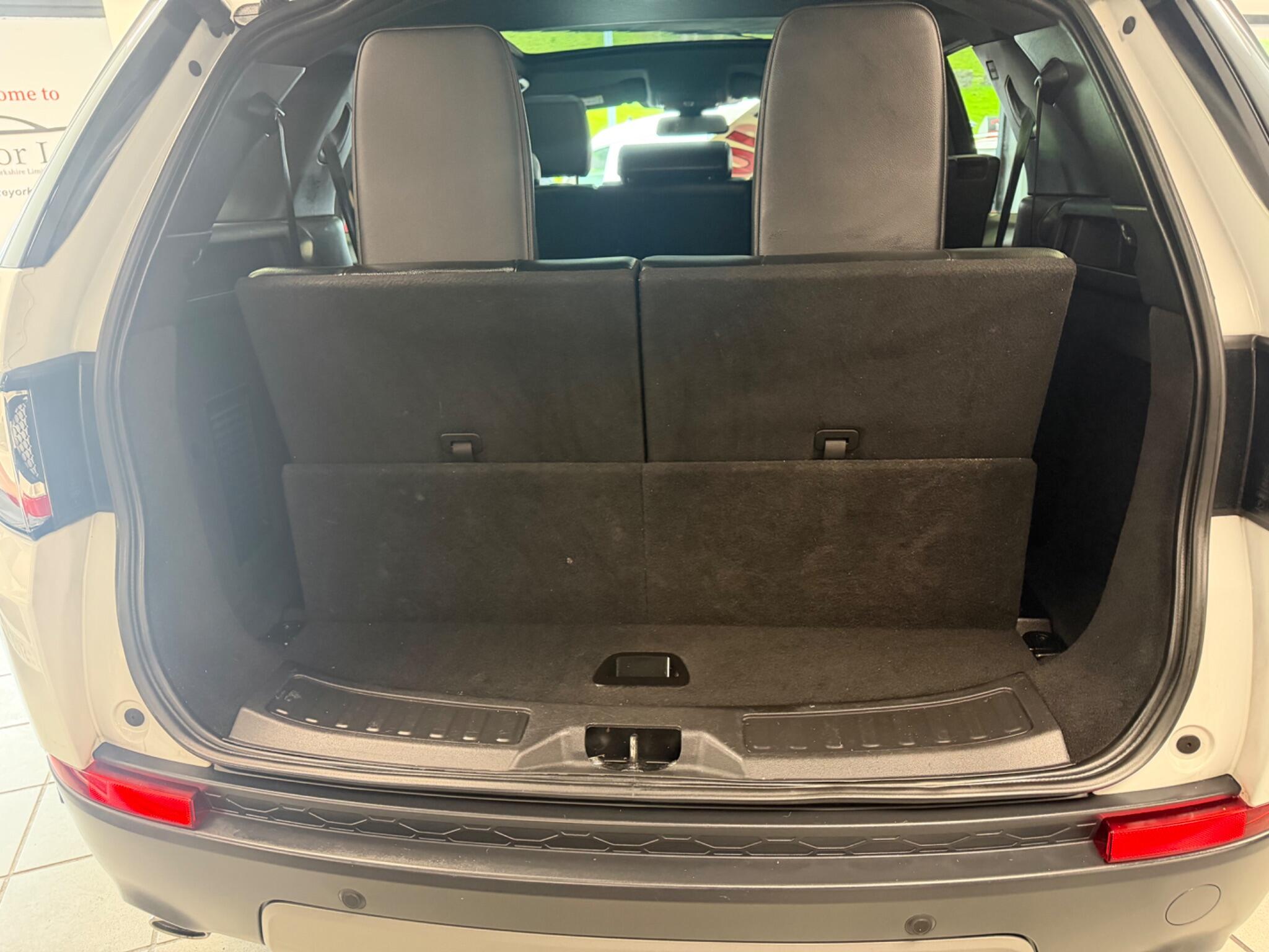 Land Rover DISCOVERY SPORT - Image 18