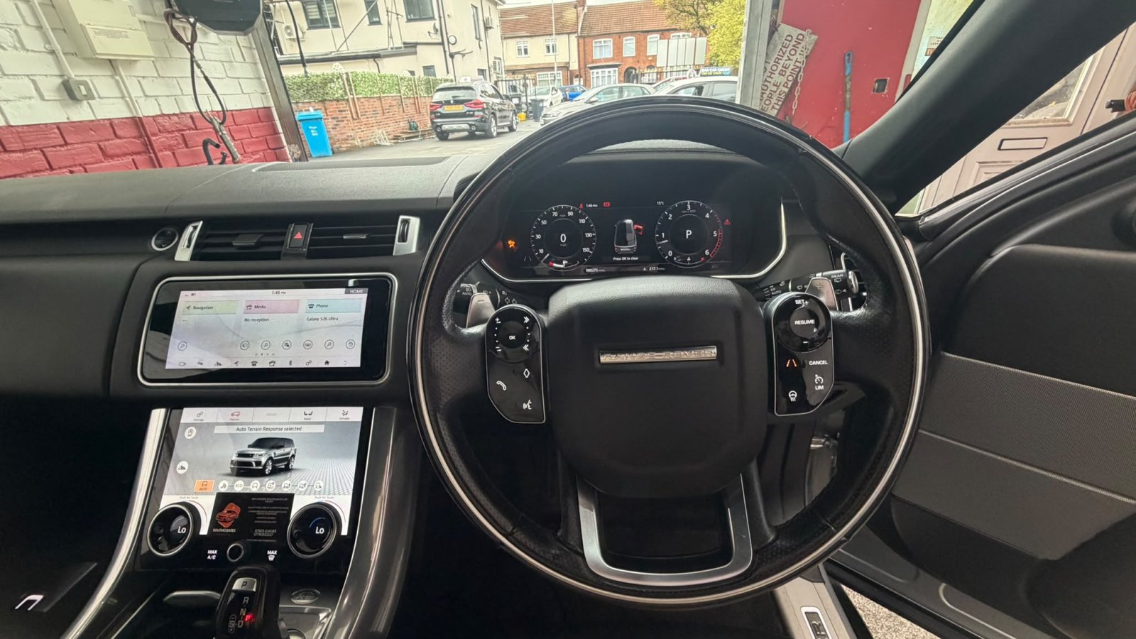 Land Rover RANGE ROVER SPORT - Image 11