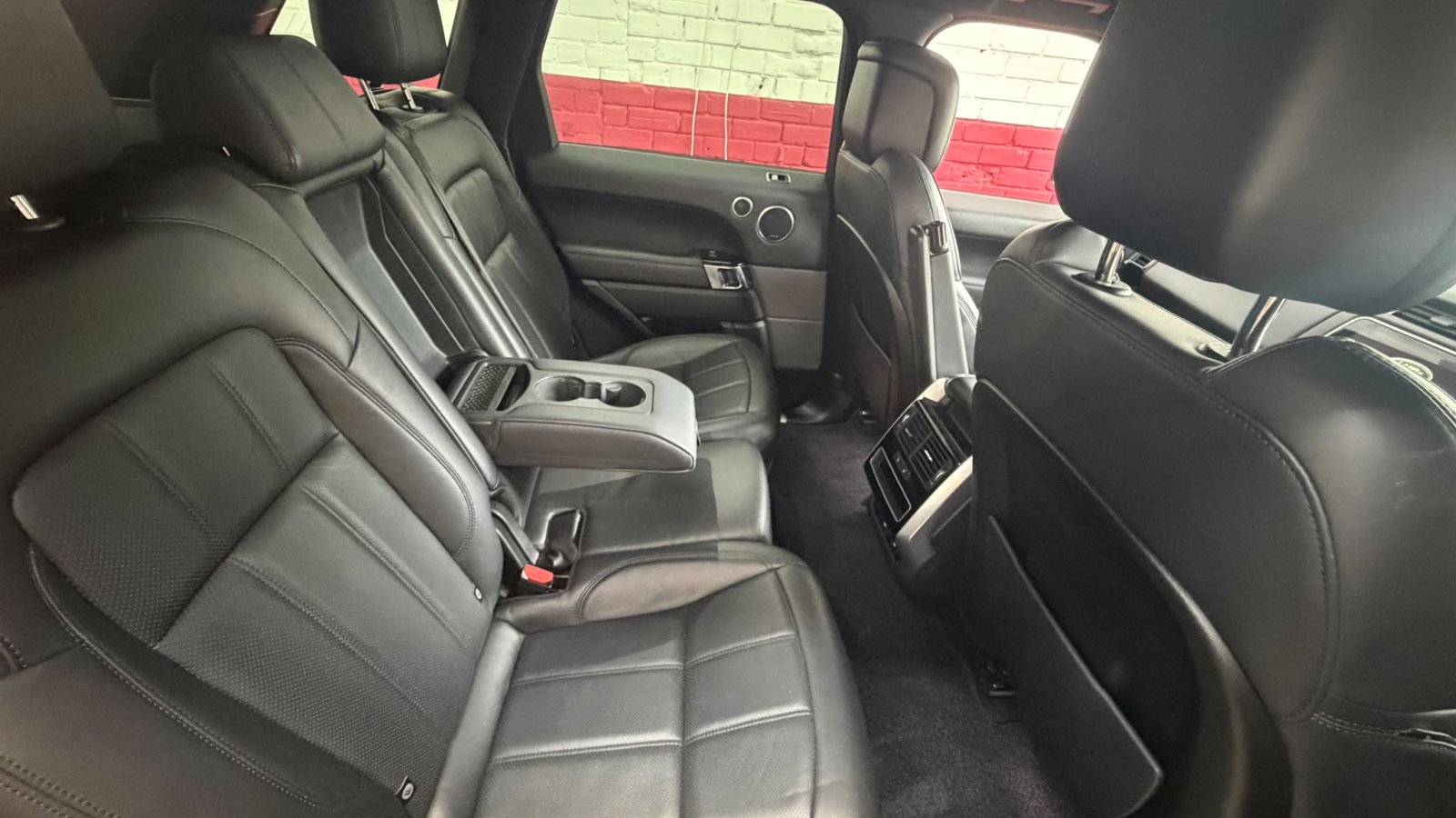 Land Rover RANGE ROVER SPORT - Image 12