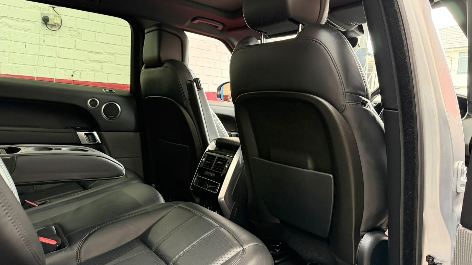 Land Rover RANGE ROVER SPORT - Image 18