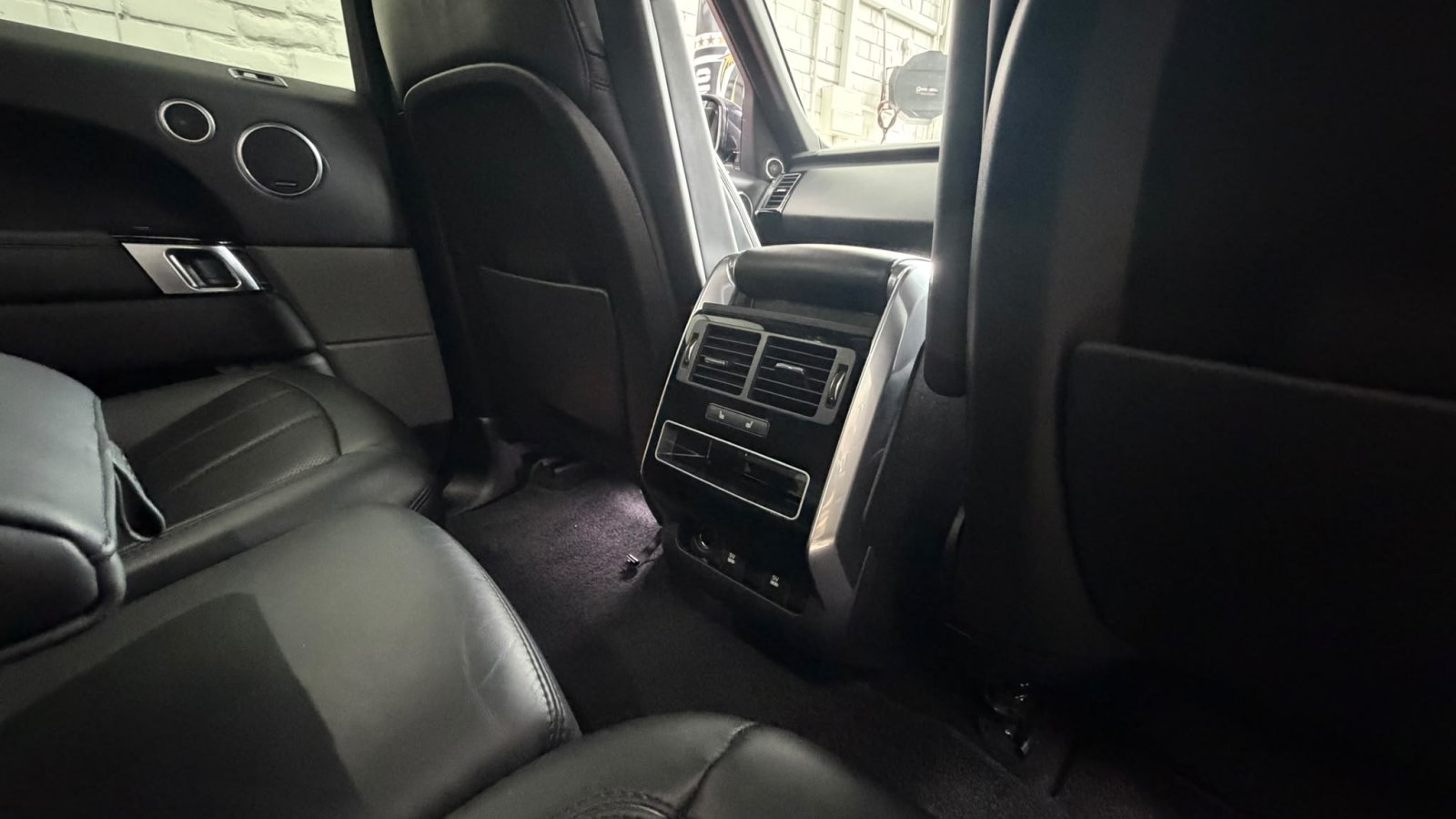 Land Rover RANGE ROVER SPORT - Image 19