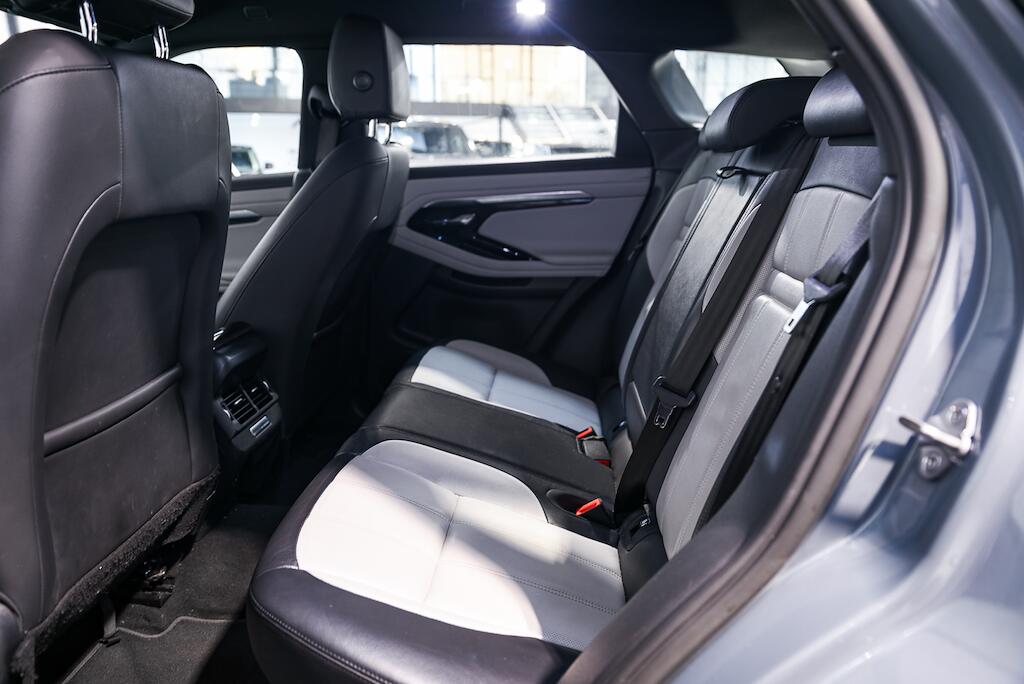 Land Rover Range Rover Evoque - Image 12