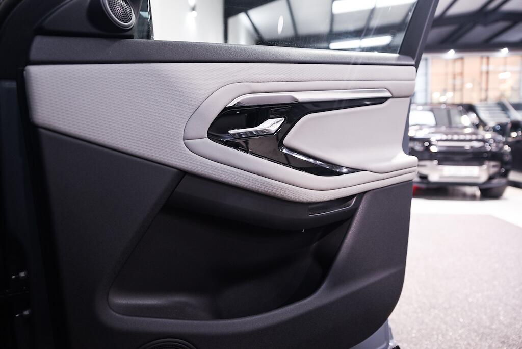 Land Rover Range Rover Evoque - Image 20