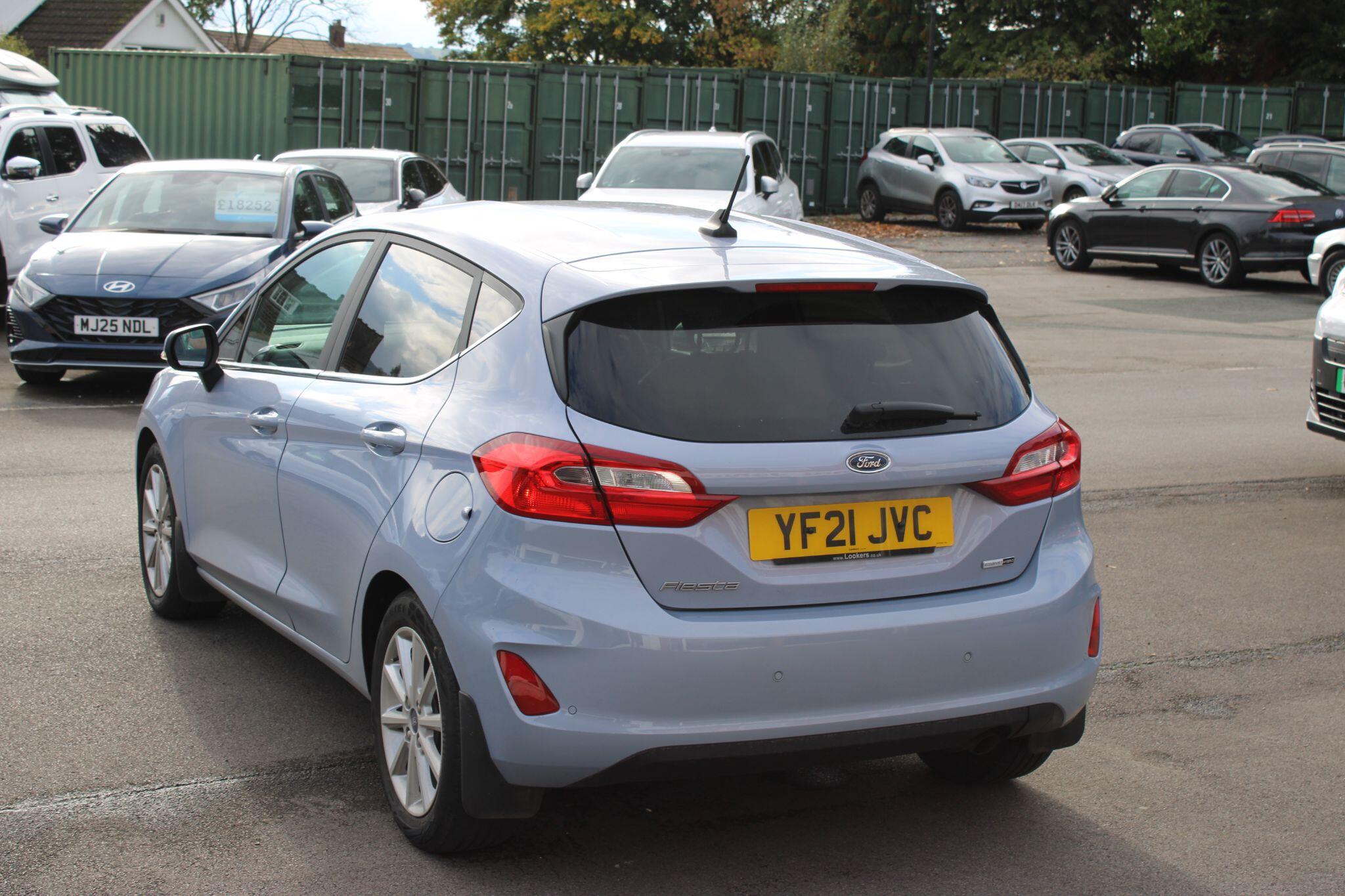 Ford Fiesta - Image 5