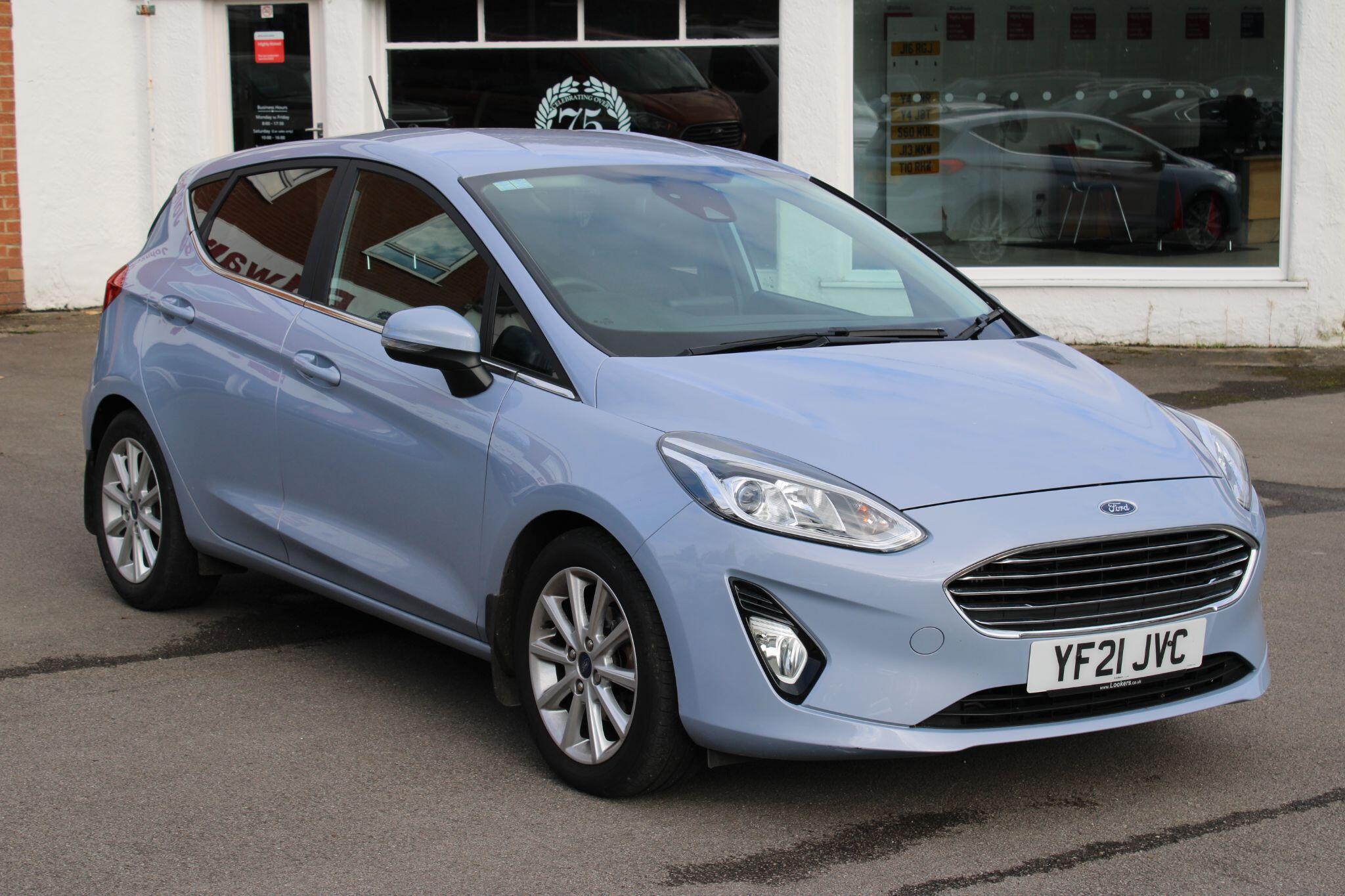Ford Fiesta - Image 9