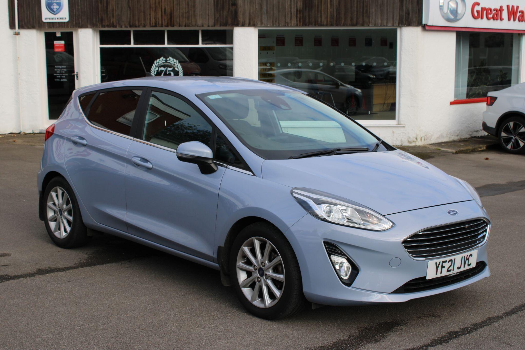 Ford Fiesta - Image 12