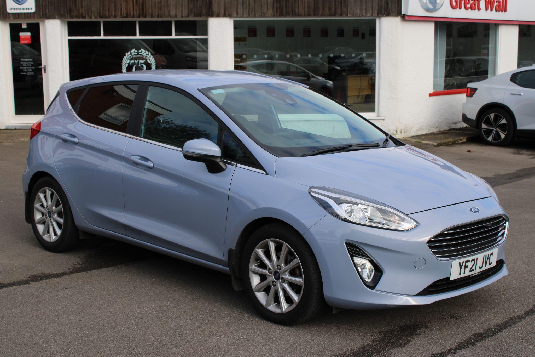 Ford Fiesta - Image 13