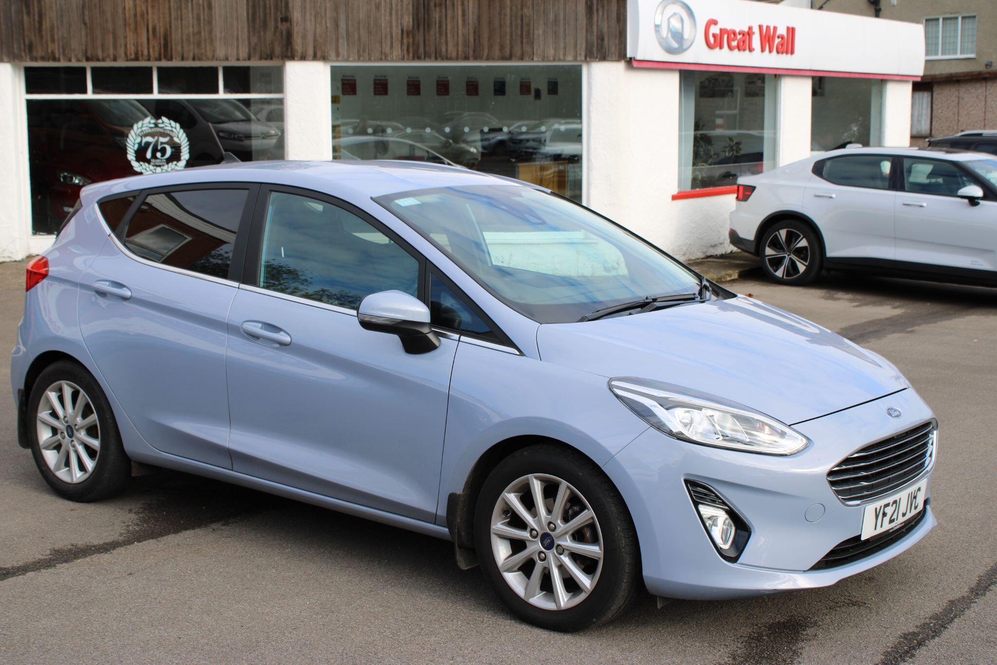 Ford Fiesta - Image 15