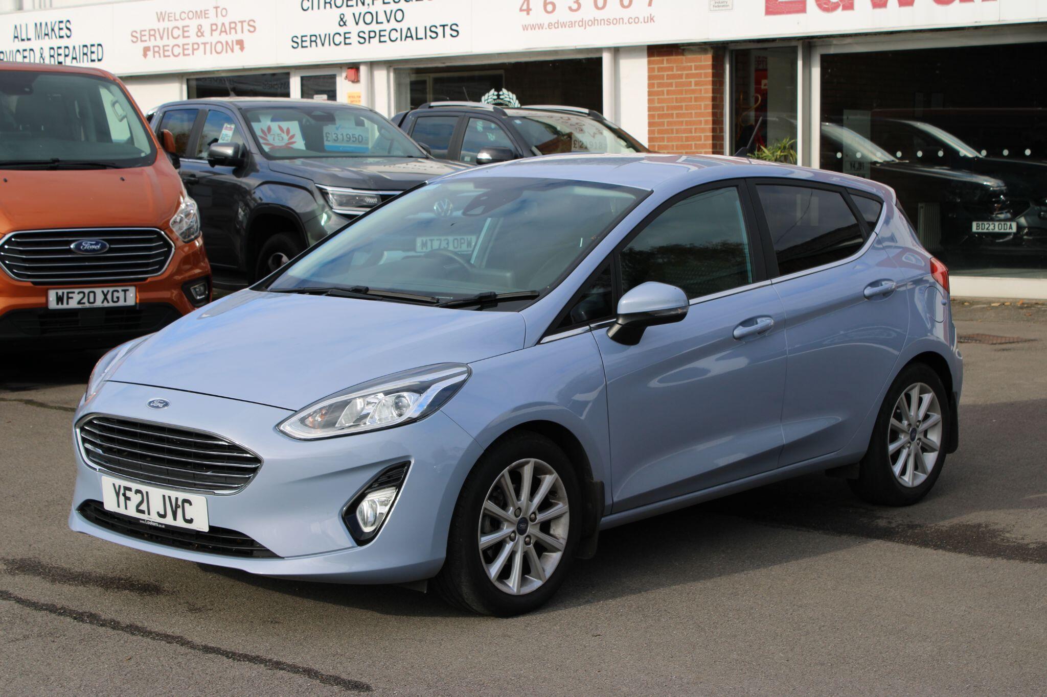 Ford Fiesta - Image 18