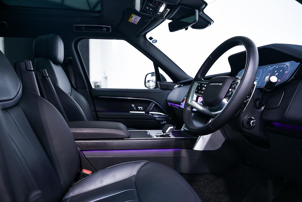 Land Rover Range Rover - Image 11