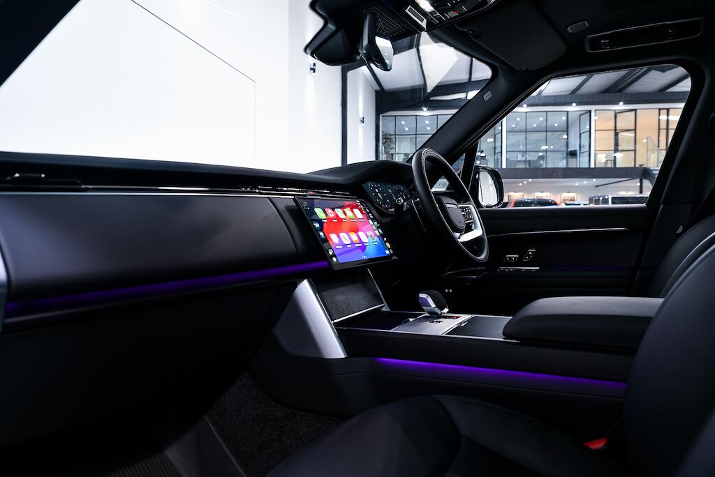 Land Rover Range Rover - Image 13