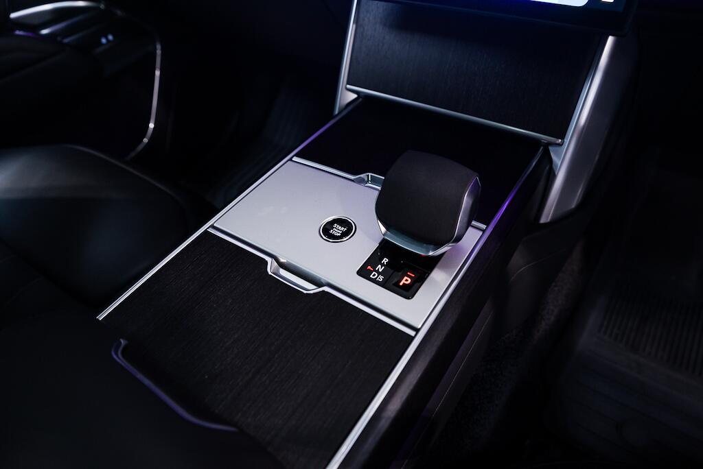 Land Rover Range Rover - Image 19