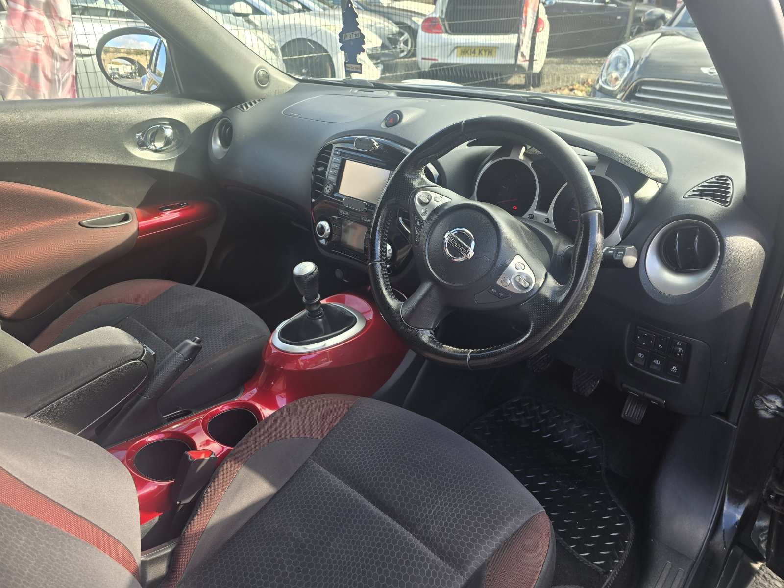 Nissan Juke - Image 10