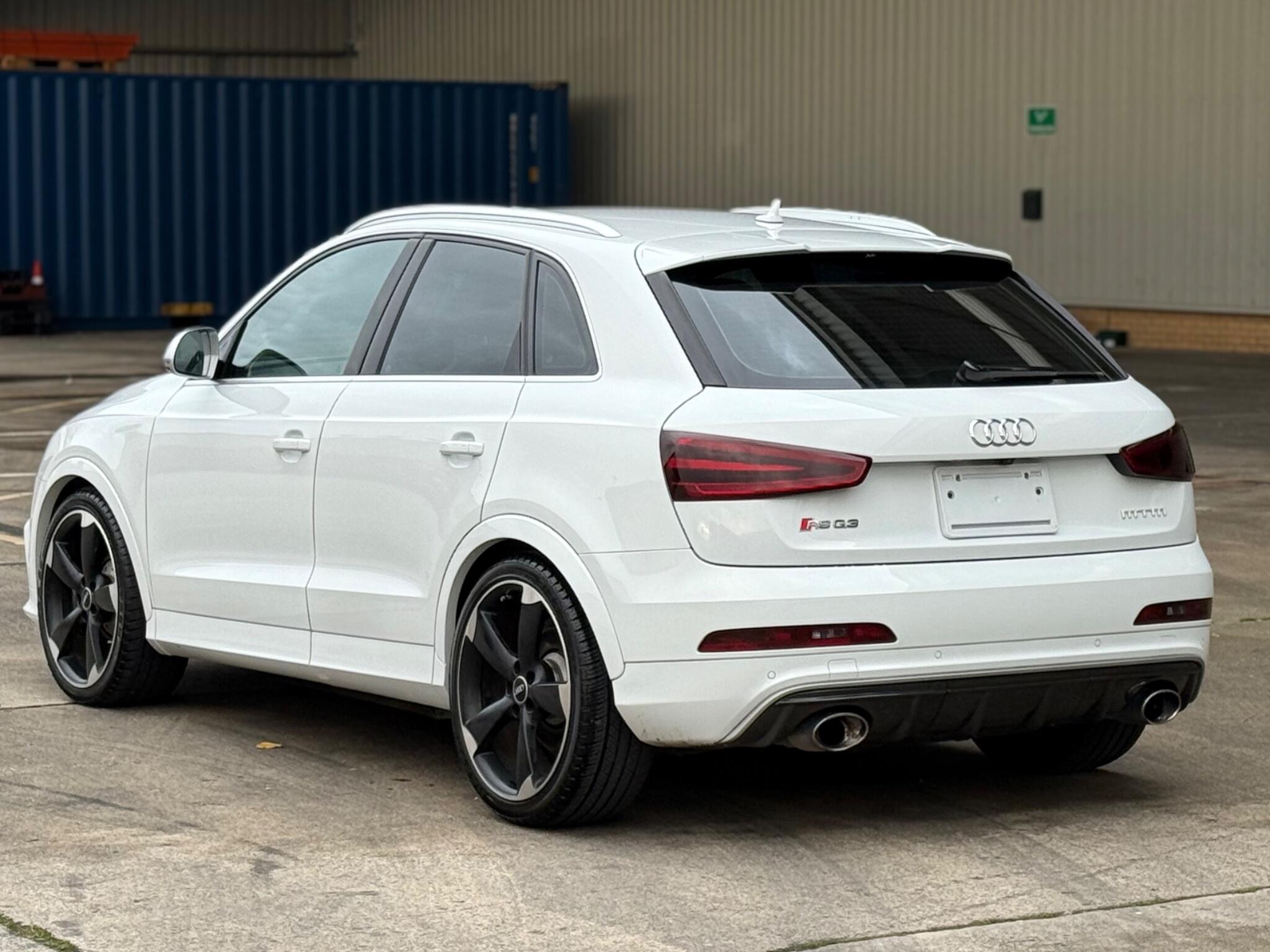 Audi RS Q3 - Image 15