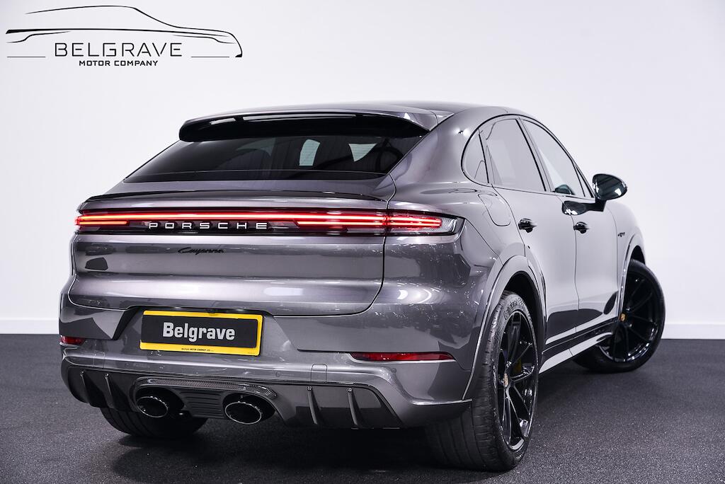 Porsche Cayenne - Image 3