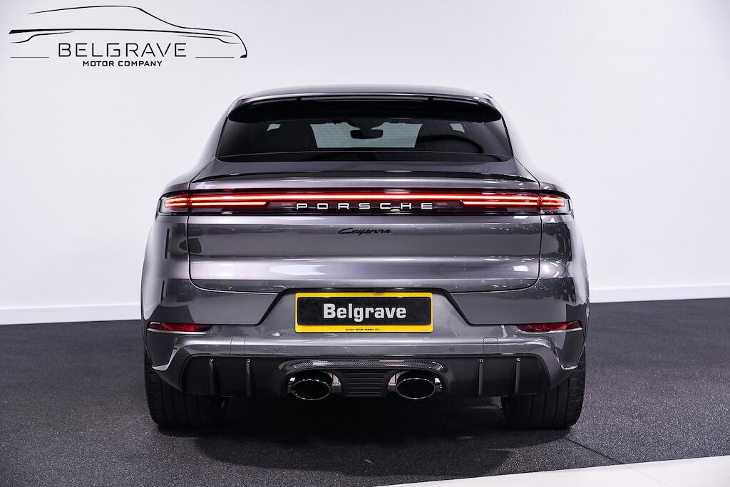 Porsche Cayenne - Image 8