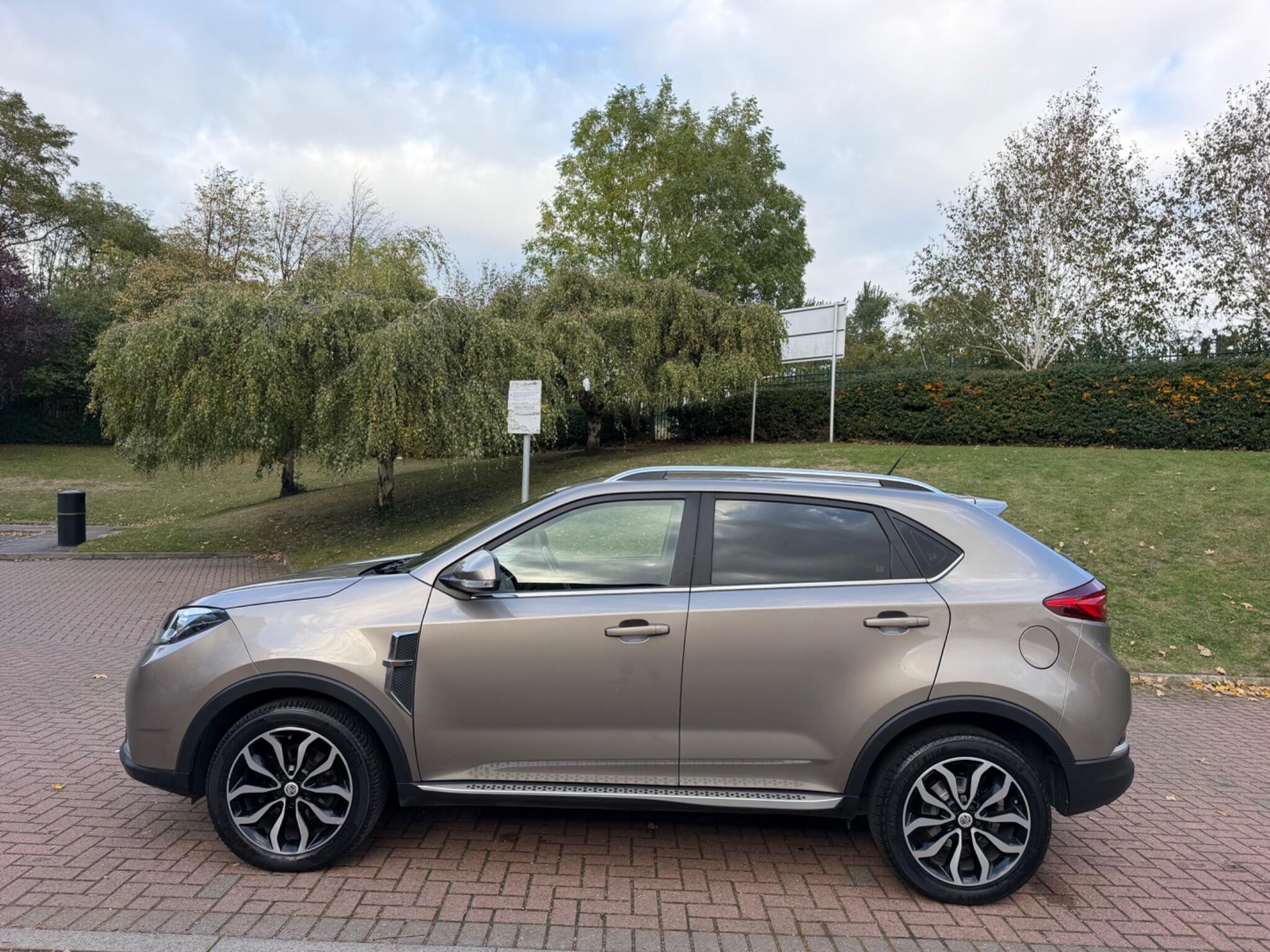 MG GS - Image 7