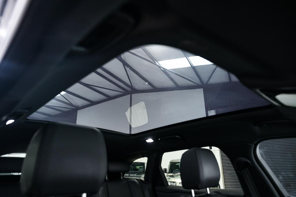 Land Rover Range Rover Velar - Image 5