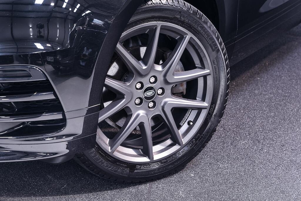 Land Rover Range Rover Velar - Image 10