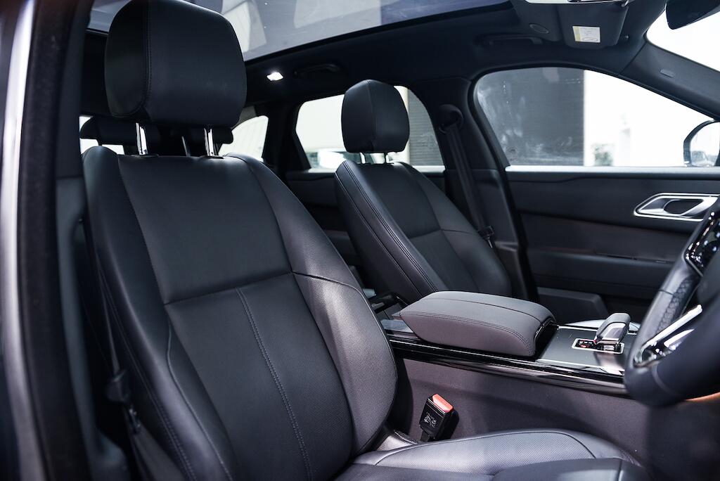 Land Rover Range Rover Velar - Image 12