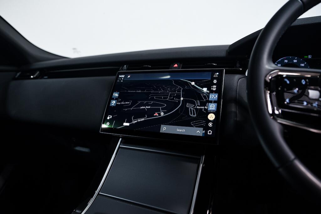 Land Rover Range Rover Velar - Image 19