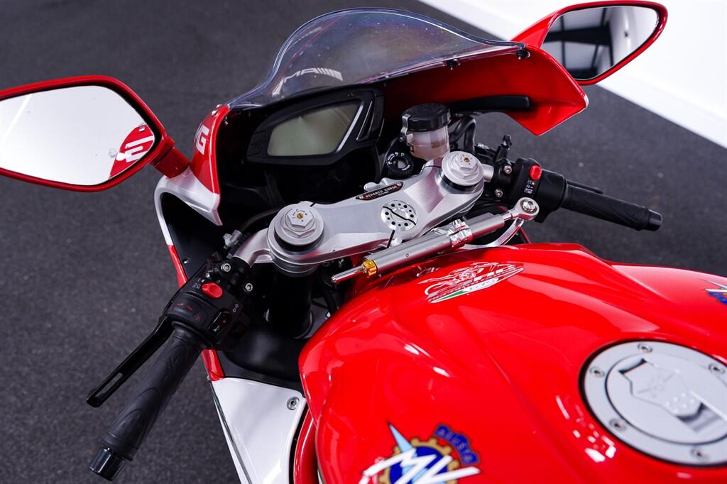 Mv Agusta F3 675 - Image 13