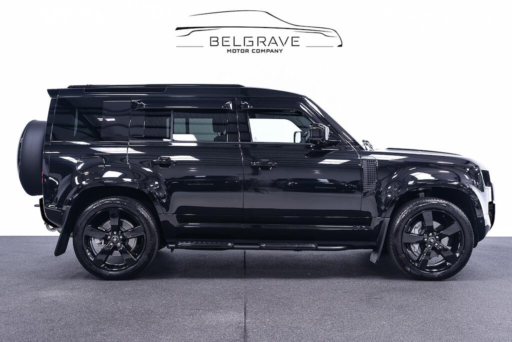 Land Rover Defender 110