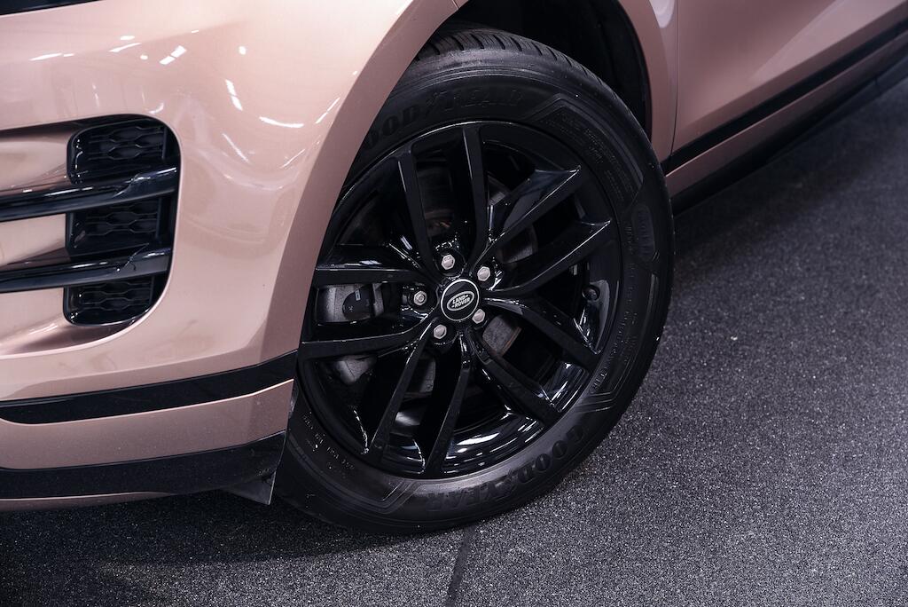 Land Rover Range Rover Evoque - Image 9