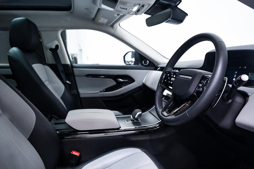 Land Rover Range Rover Evoque - Image 12
