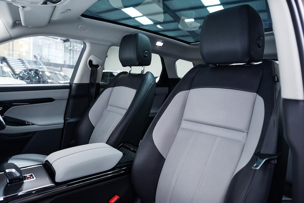 Land Rover Range Rover Evoque - Image 15