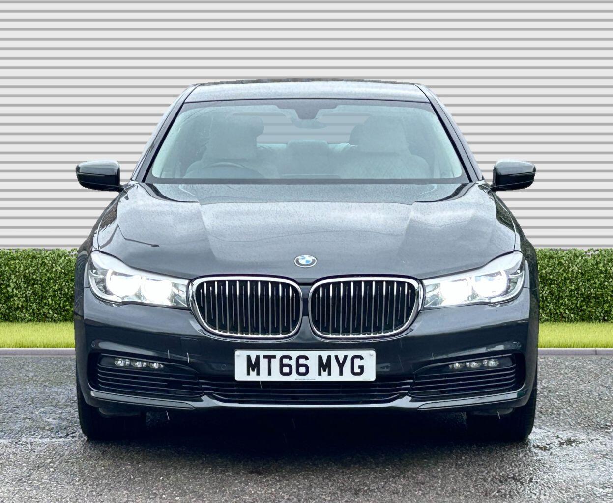 BMW 7 Series - Image 3