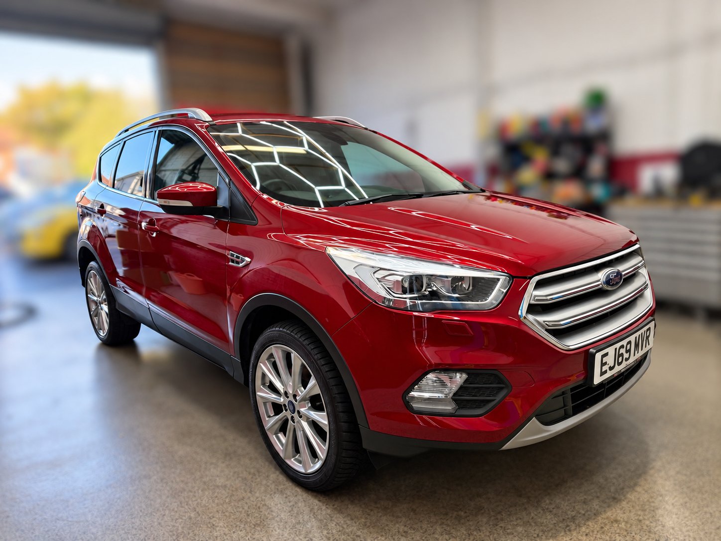 Ford Kuga - Image 4