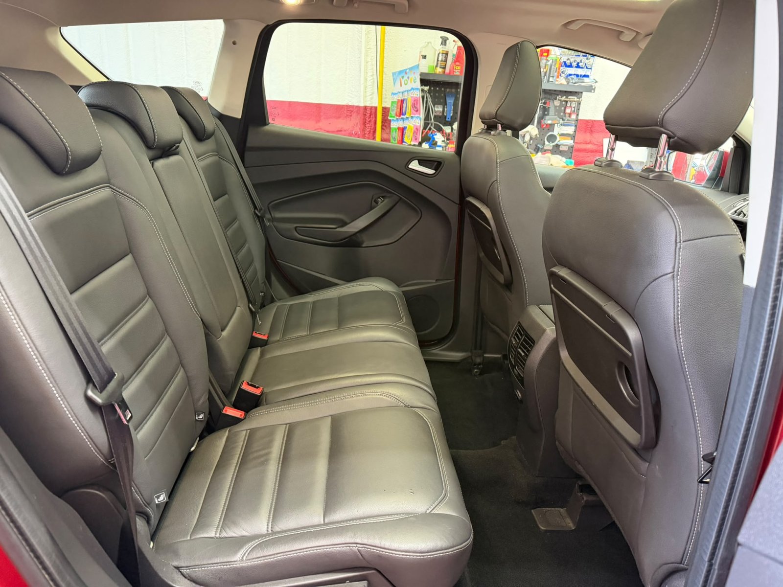 Ford Kuga - Image 15