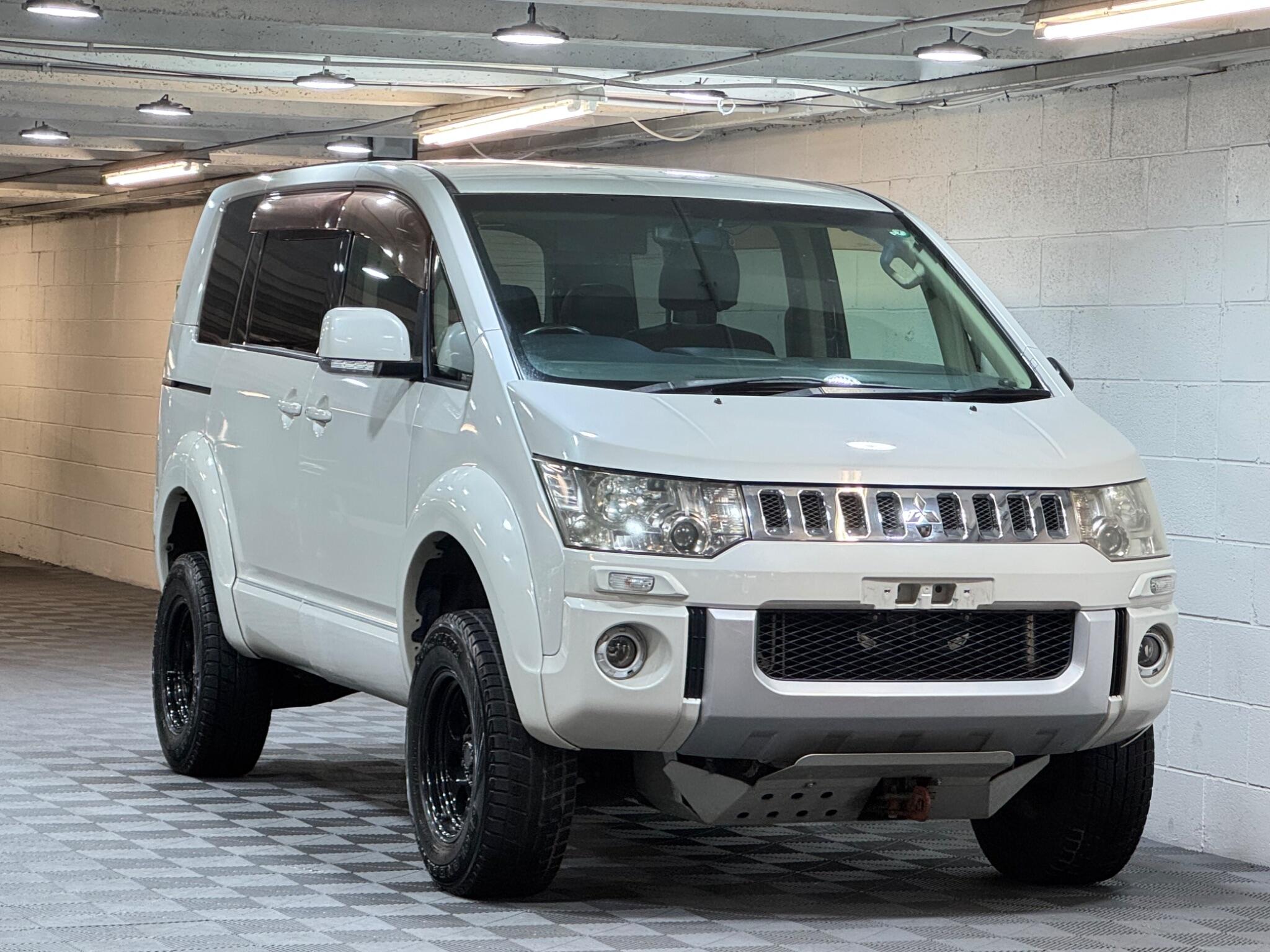 Mitsubishi Delica