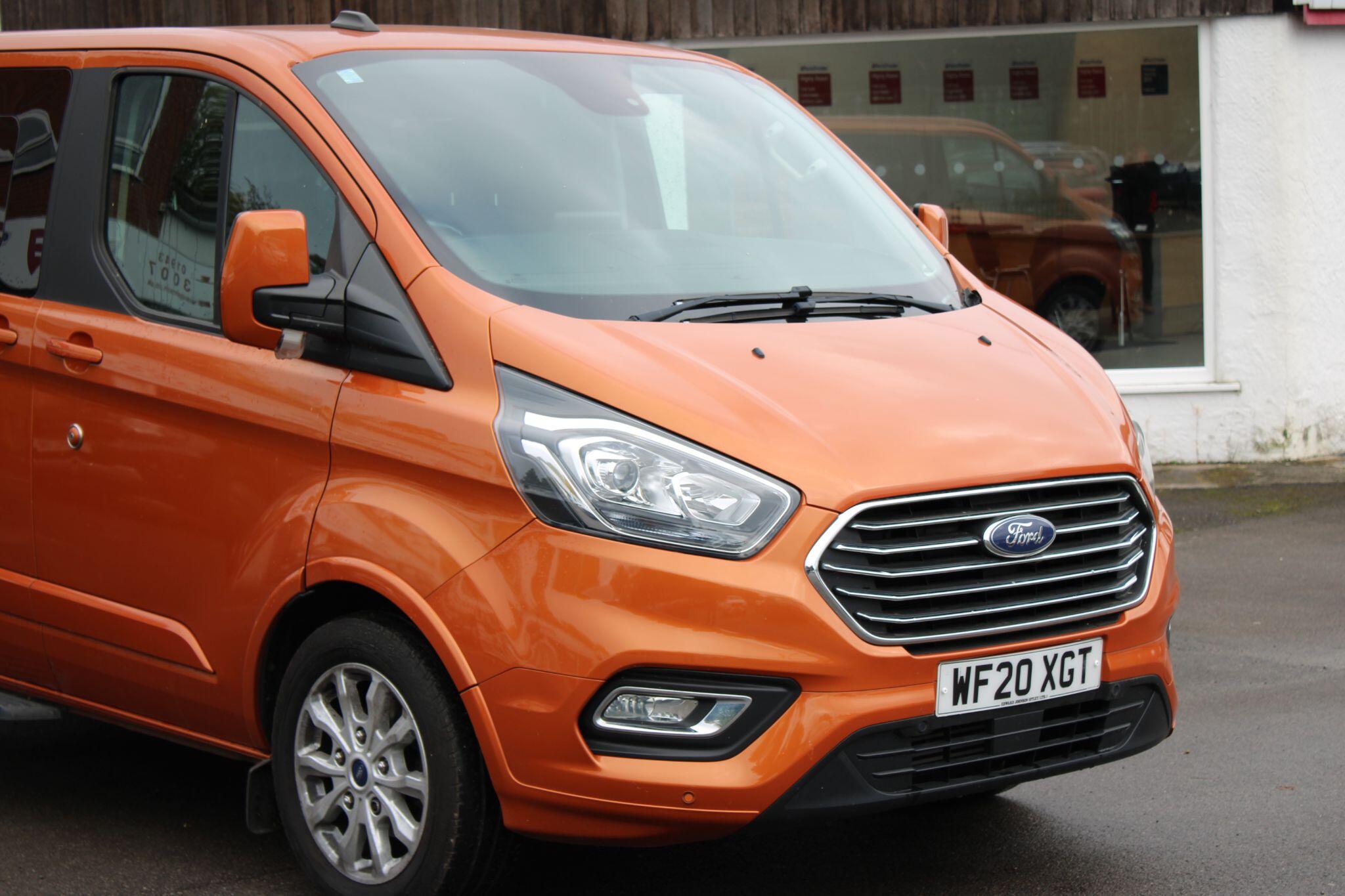 Ford TOURNEO CUSTOM - Image 7