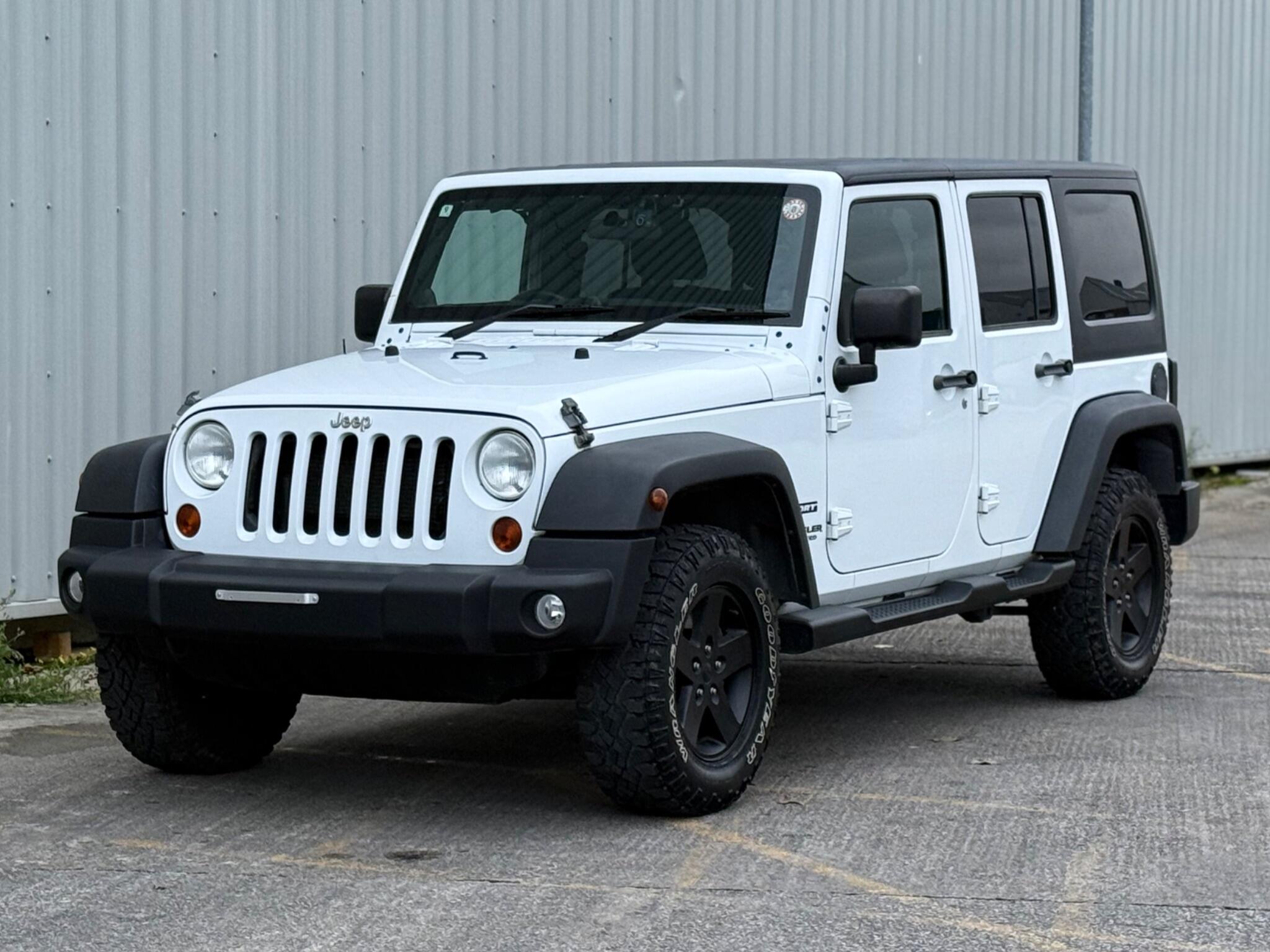 Jeep Wrangler - Image 16